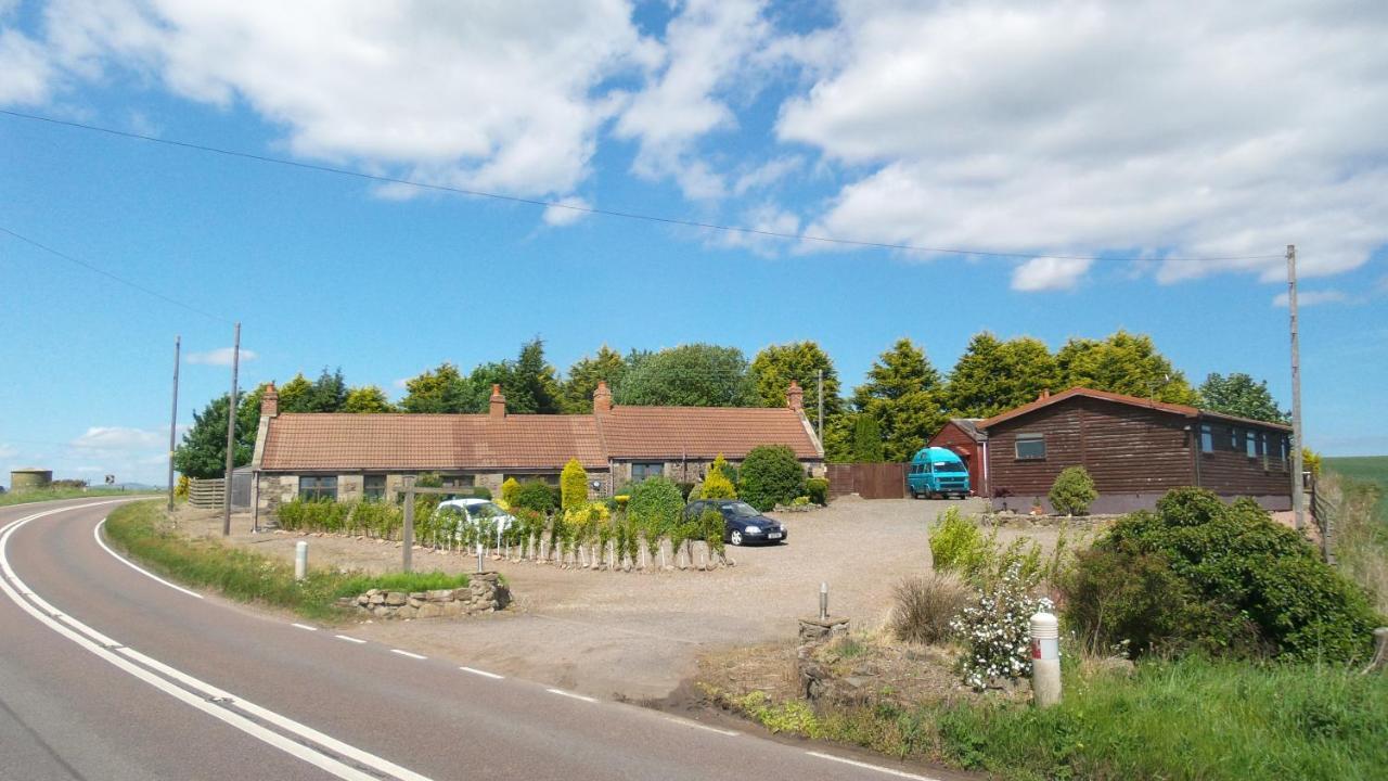 Greenacres Holiday Cabins Leuchars Exterior photo