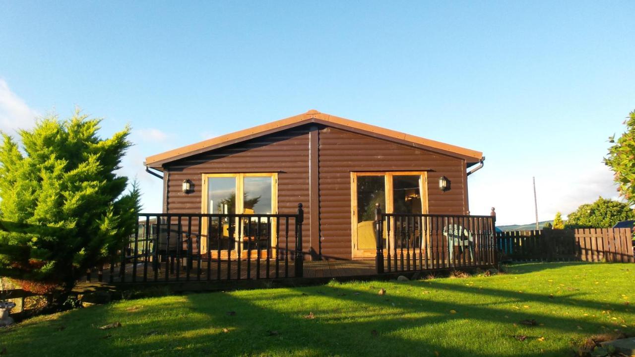 Greenacres Holiday Cabins Leuchars Exterior photo